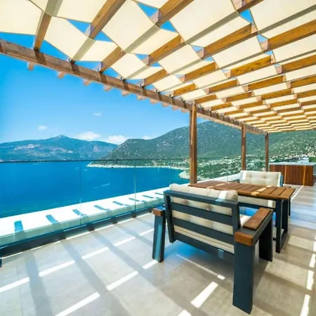 Lures Hotel